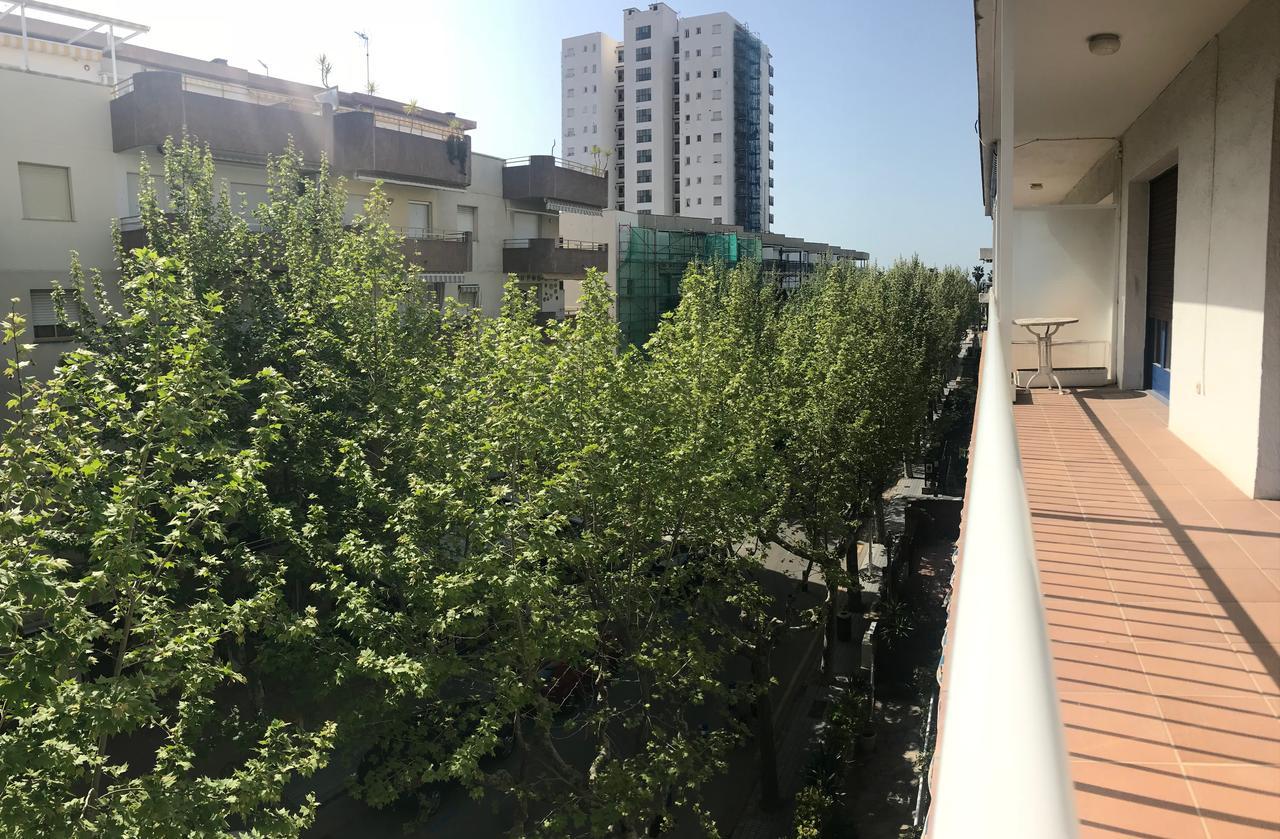 Costa Daurada Apartaments - Costa Azul Luxe 萨洛 外观 照片